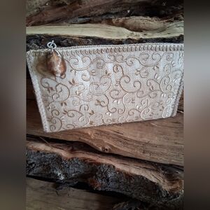 Elegant Cream Embroidered Clutch
